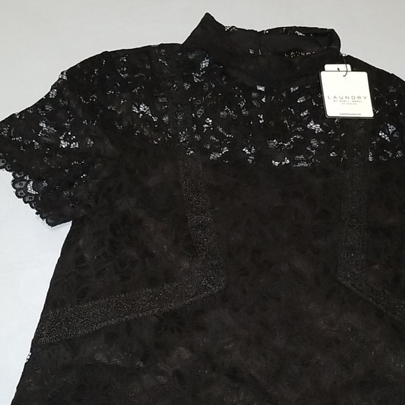 Laundry by Shelli Segal All-Over Lace Blouse - Picture 5 of 7
